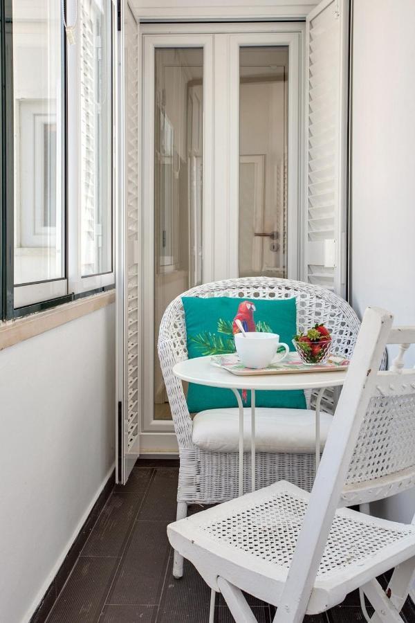 Modern 2 Bedroom Apartment In Estrela With Outside Terrace! Amazing For Families, Couples, Friends Lisboa Exteriér fotografie
